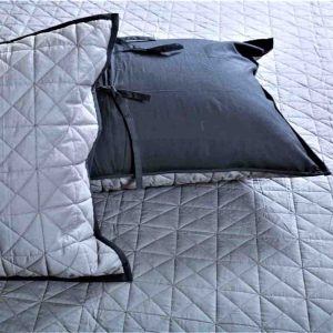 Hues Of Grey Mulmul Cotton Plain Quilted Bed Cover Set- 45